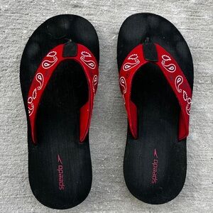 Speedo red bandanna strap thong flip-flops